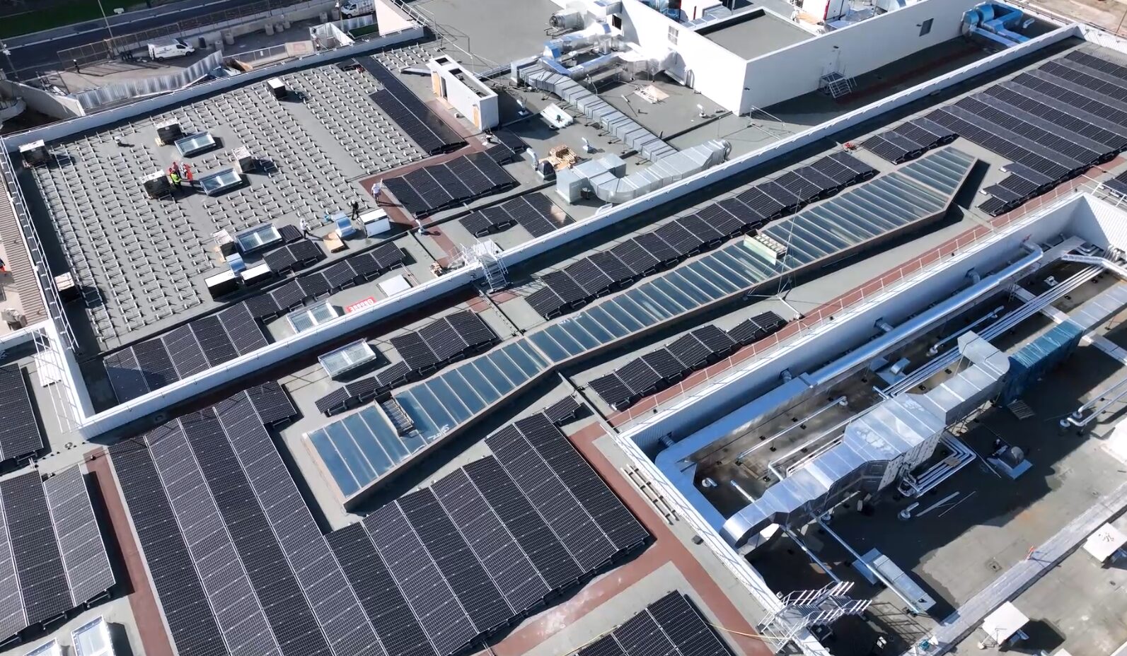 2023 12 01 23 18 40 LGENR Klepierre.mp4 Lecteur multimedia VLC.png